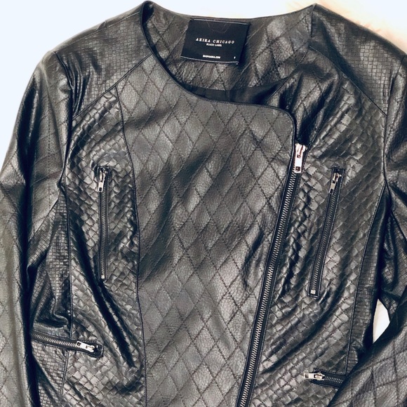 AKIRA CHICAGO SEXY CHIC LEATHER CROSS ZIP JACKET - Picture 1 of 7